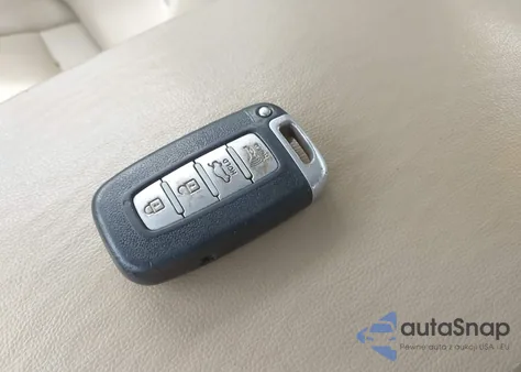 2012 Hyundai Genesis 3.8 from USA, damaged, VIN KMHGC4DD1CU175750